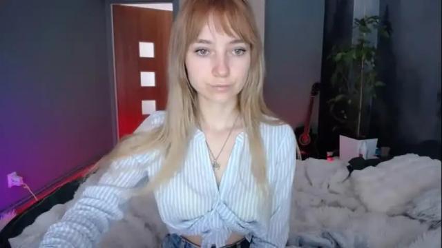 Image 7 of luciacam20 Stream on Chaturbate on 23 days ago