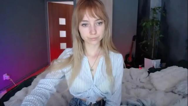 Image 8 of luciacam20 Stream on Chaturbate on 23 days ago