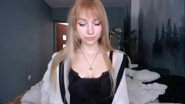 Image 11 of luciacam20 Stream on Chaturbate on 15 days ago