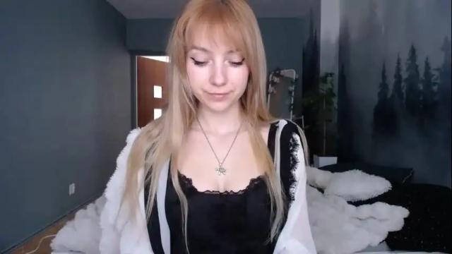 Image 12 of luciacam20 Stream on Chaturbate on 15 days ago