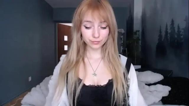 Image 7 of luciacam20 Stream on Chaturbate on 15 days ago