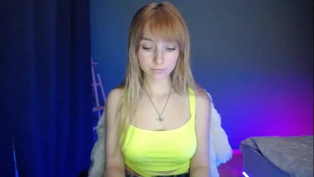 Image 8 of luciacam20 Stream on Chaturbate on 8 days ago