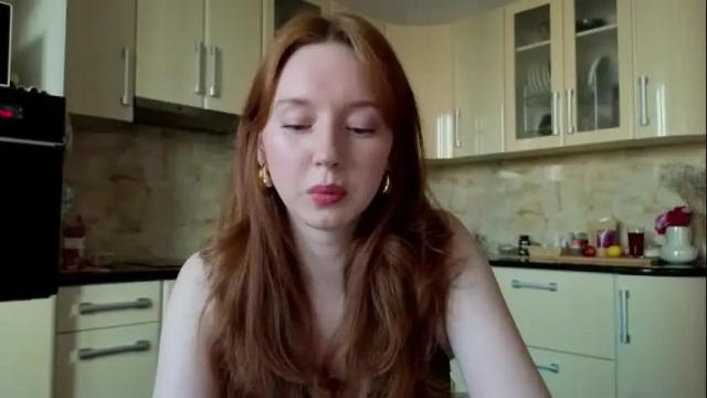 Image 3 of luciacoy Stream on Chaturbate on 7 months ago