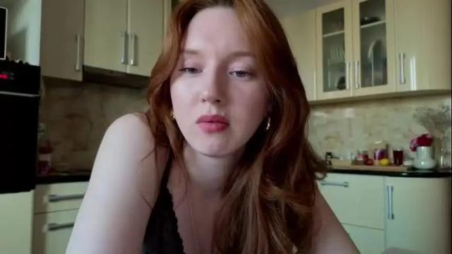 Image 6 of luciacoy Stream on Chaturbate on 7 months ago