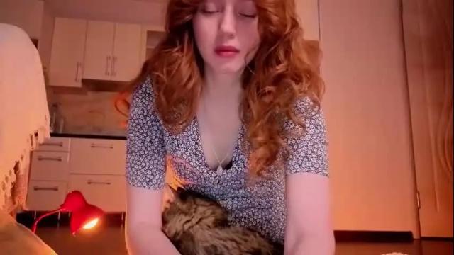 Image 12 of luciacoy Stream on Chaturbate on 6 months ago