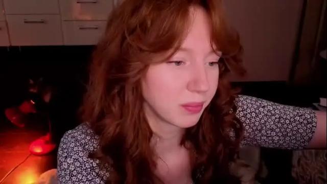 Image 3 of luciacoy Stream on Chaturbate on 6 months ago