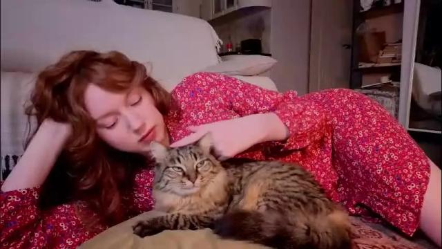 Image 10 of luciacoy Stream on Chaturbate on 3 months ago