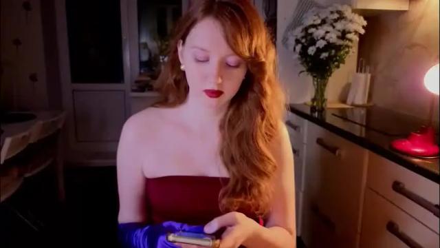 Image 2 of luciacoy Stream on Chaturbate on 2 months ago