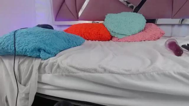 Image 10 of luciamendez01 Stream on Chaturbate on 20 months ago