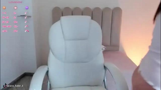 Image 4 of luciana_fuster18 Stream on Chaturbate on 7 days ago