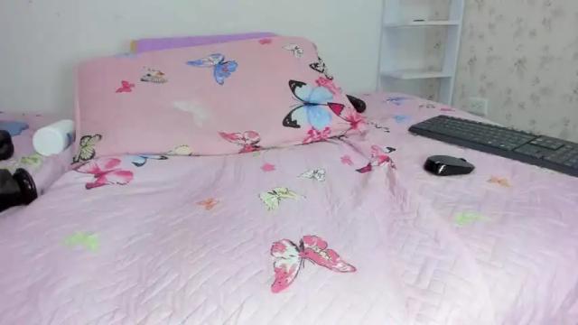 Image 6 of luciana_jam_ Stream on Chaturbate on 13 months ago