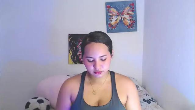 Image 2 of luciana_keating Stream on Chaturbate on 2 months ago