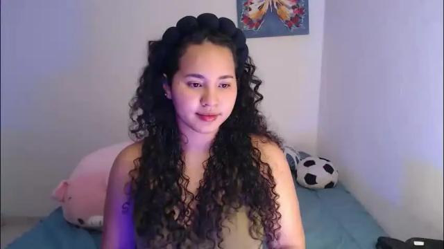 Image 4 of luciana_keating Stream on Chaturbate on 2 months ago