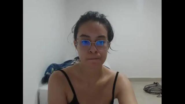 Image 4 of luciana_louiex Stream on Chaturbate on 20 months ago