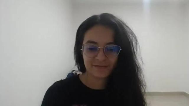 Image 12 of luciana_louiex Stream on Chaturbate on 19 months ago