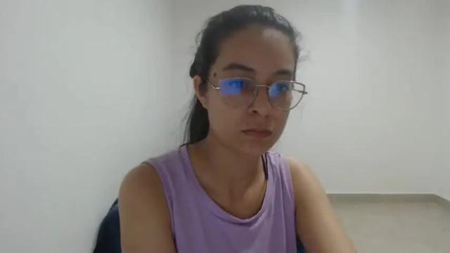 Image 10 of luciana_louiex Stream on Chaturbate on 19 months ago