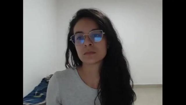 Image 4 of luciana_louiex Stream on Chaturbate on 19 months ago