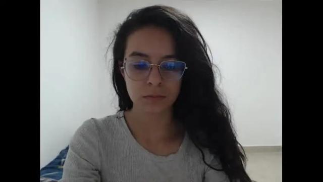 Image 6 of luciana_louiex Stream on Chaturbate on 19 months ago