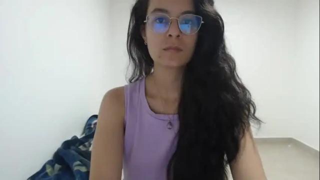 Image 3 of luciana_louiex Stream on Chaturbate on 18 months ago
