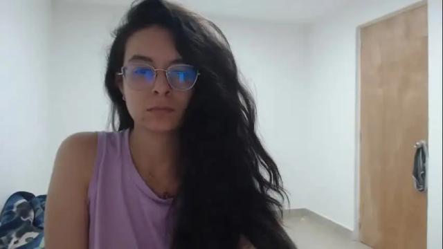 Image 6 of luciana_louiex Stream on Chaturbate on 18 months ago