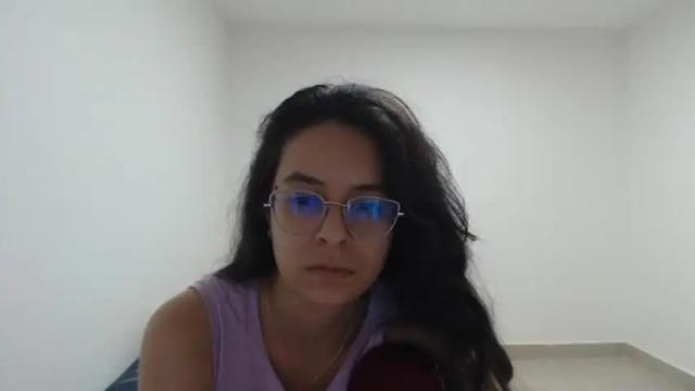Image 7 of luciana_louiex Stream on Chaturbate on 18 months ago
