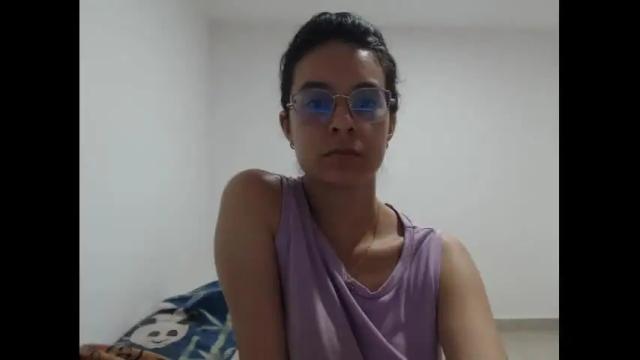 Image 2 of luciana_louiex Stream on Chaturbate on 18 months ago