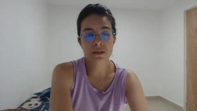 Image 8 of luciana_louiex Stream on Chaturbate on 18 months ago