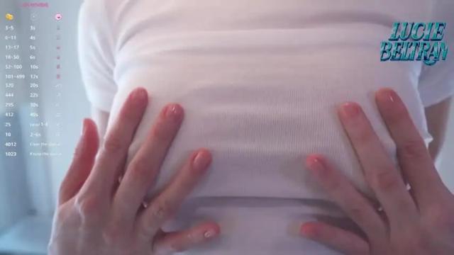 Image 2 of lucie_beltran Stream on Chaturbate on 1 month ago