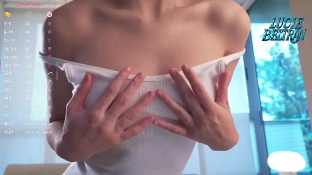 Image 4 of lucie_beltran Stream on Chaturbate on 1 month ago