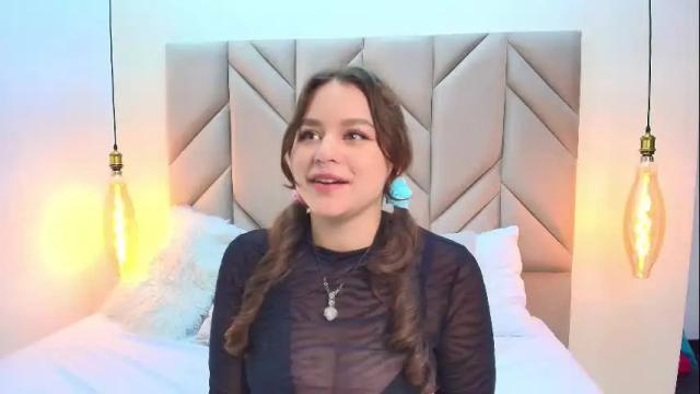 Image 2 of lucie_grey Stream on Chaturbate on 21 days ago