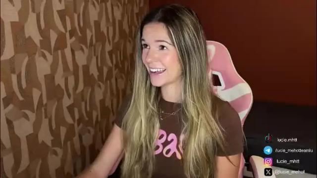 Image 2 of lucie_hot Stream on Chaturbate on 2 months ago