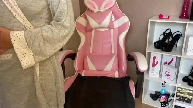 Thumbnail 1, lucie_hot's Stream at Chaturbate, 1 month ago