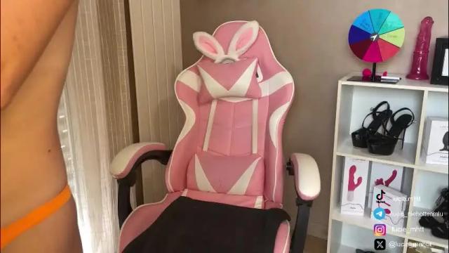 Image 12 of lucie_hot Stream on Chaturbate on 1 month ago