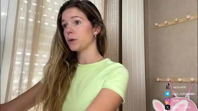 Image 6 of lucie_hot Stream on Chaturbate on 1 month ago