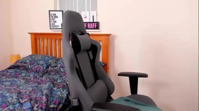 Image 8 of luciewintersuk Stream on Chaturbate on 1 month ago