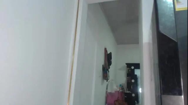 Image 10 of luciiaana Stream on Chaturbate on 15 months ago