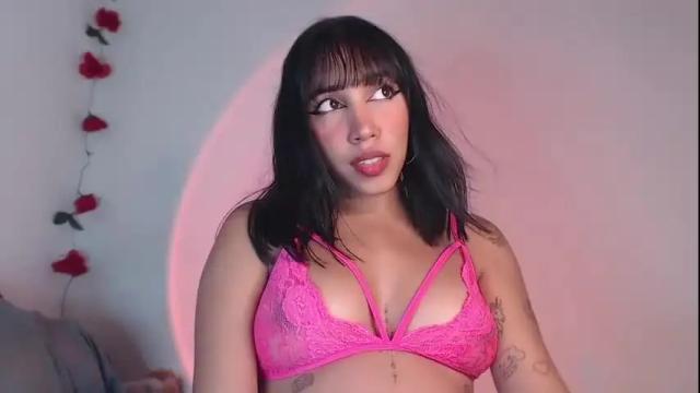 Image 6 of luciiaana Stream on Chaturbate on 14 months ago