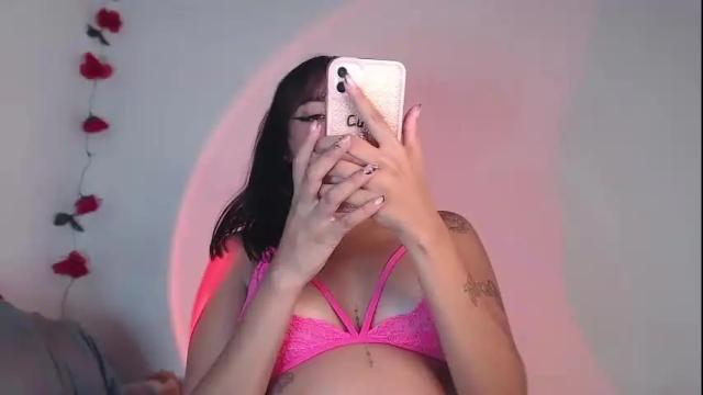 Image 7 of luciiaana Stream on Chaturbate on 14 months ago