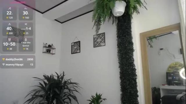 Image 4 of luciiana_lol Stream on Chaturbate on 18 days ago