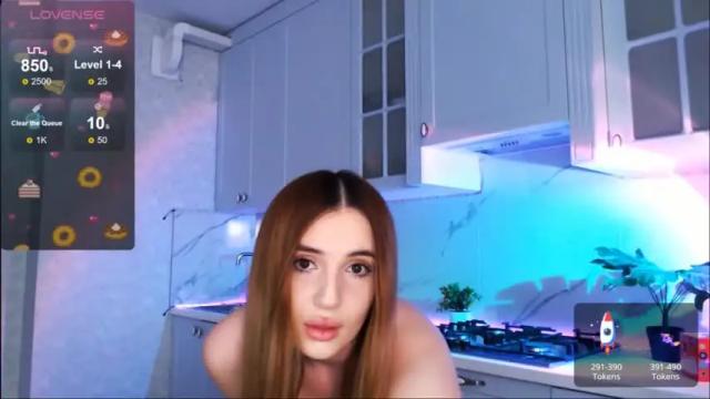 Image 10 of lucijeng Stream on Chaturbate on 12 months ago