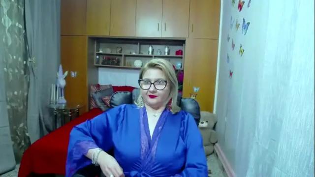 Image 3 of lucillefenlys Stream on Chaturbate on 1 month ago