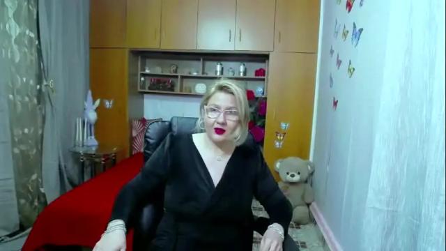 Image 8 of lucillefenlys Stream on Chaturbate on 1 month ago