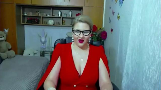 Image 2 of lucillefenlys Stream on Chaturbate on 1 month ago