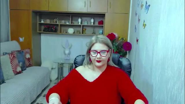 Image 10 of lucillefenlys Stream on Chaturbate on 2 days ago