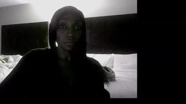Image 3 of lucki_lovelii Stream on Chaturbate on 16 months ago