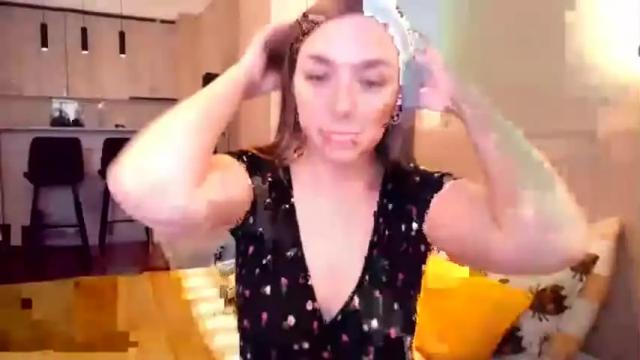 Thumbnail 3, lucky_foryou_baby's Stream at Chaturbate, 14 months ago