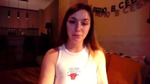 Image 8 of lucky_foryou_baby Stream on Chaturbate on 14 months ago