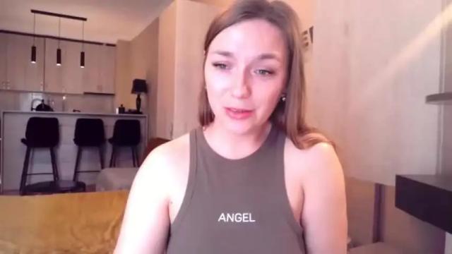 Image 4 of lucky_foryou_baby Stream on Chaturbate on 14 months ago