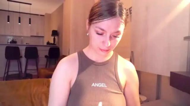 Image 11 of lucky_foryou_baby Stream on Chaturbate on 13 months ago