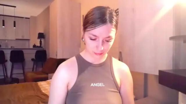 Image 3 of lucky_foryou_baby Stream on Chaturbate on 13 months ago
